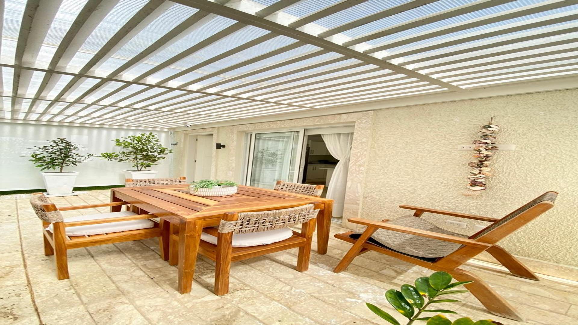 casas vacacionales y villas - VILLA DE VENTA EN PLAYA DORADA PUERTO PLATA 2