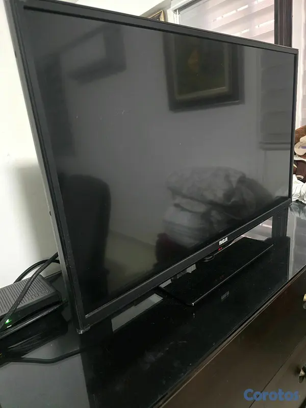 tv - son dos una de 32 y la otra de 55 TCL  3