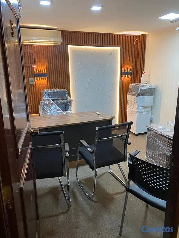 oficinas y locales comerciales - Alquilamos oficinas privadas con espacio para reci 7