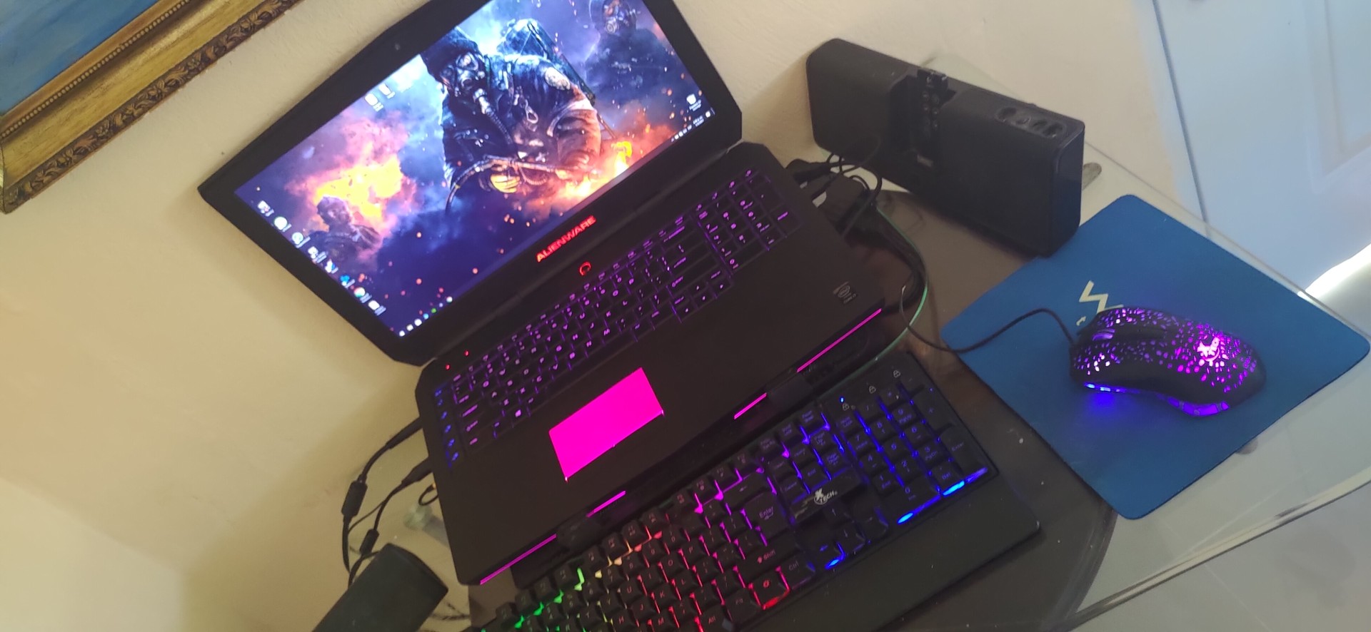 computadoras y laptops - Alienware 17 R2 i5, Nvidia 965 2gb dedicado 2 disco SSD 240gb y 512gb con 16gb