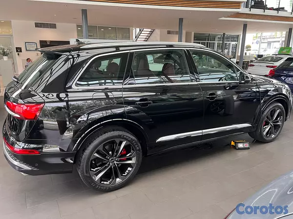 carros - Audi SQ7 3