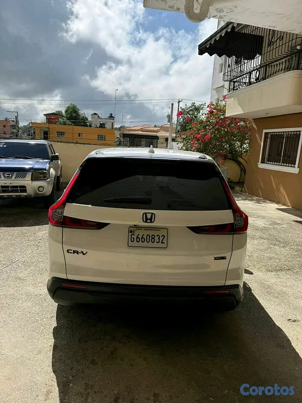 jeepetas y camionetas - Honda crv ex 2023 3