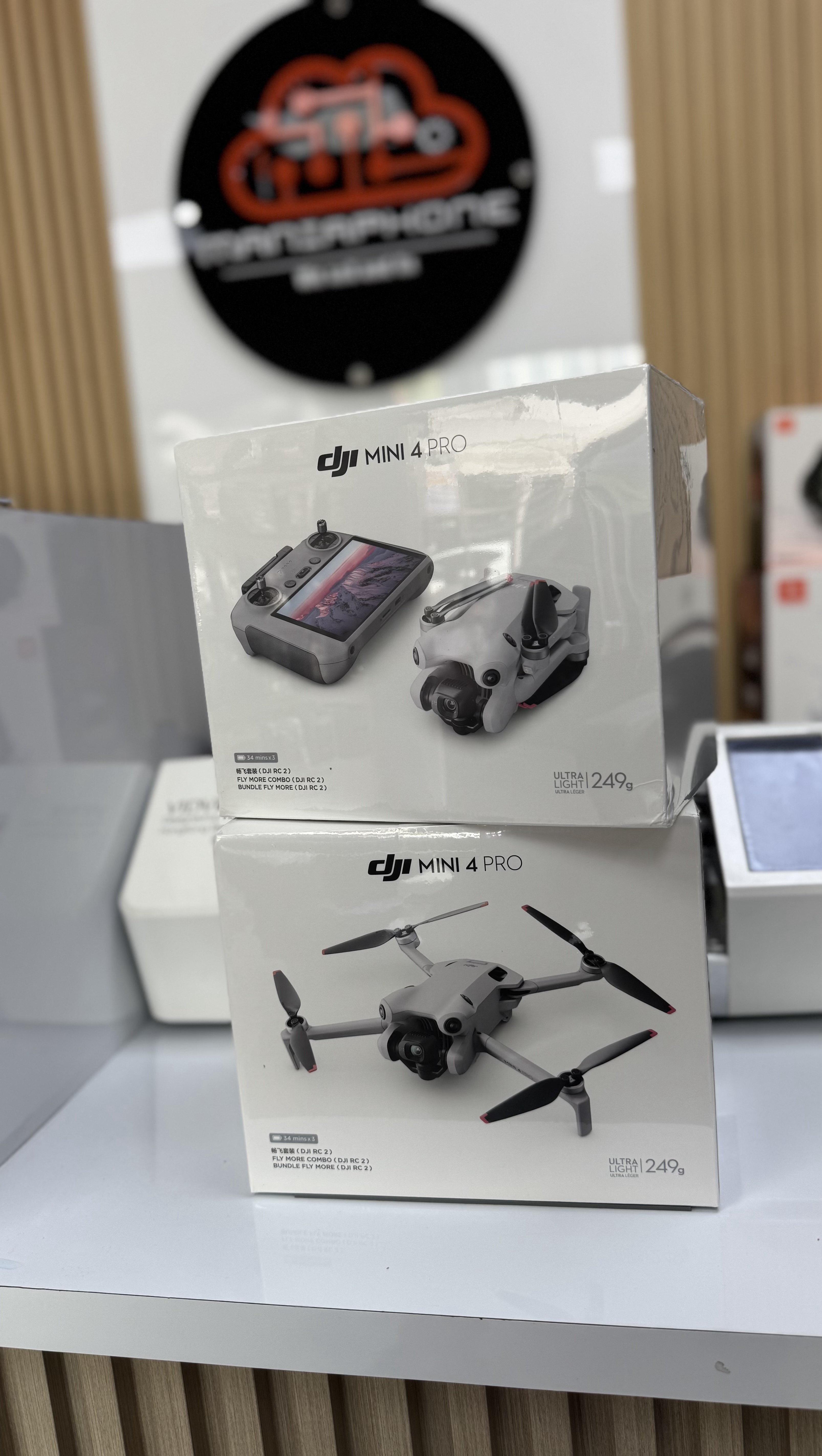 camaras y audio - Drone DJI Mini 4 Pro Fly More Combo Nievos Sellados  2