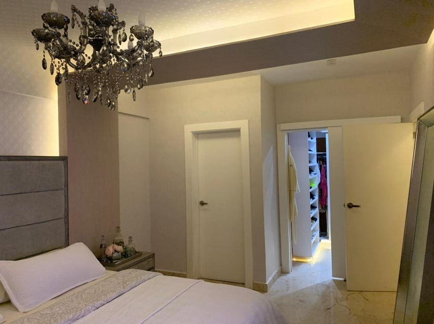 apartamentos - Apartamento en Alquiler Naco Amueblado de Tres Habitaciones 6