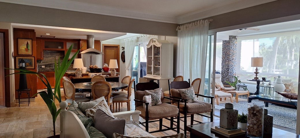 apartamentos - Apartamento en venta El Portillo Samana #24-946 tres dormitorios, piso bajo. 5