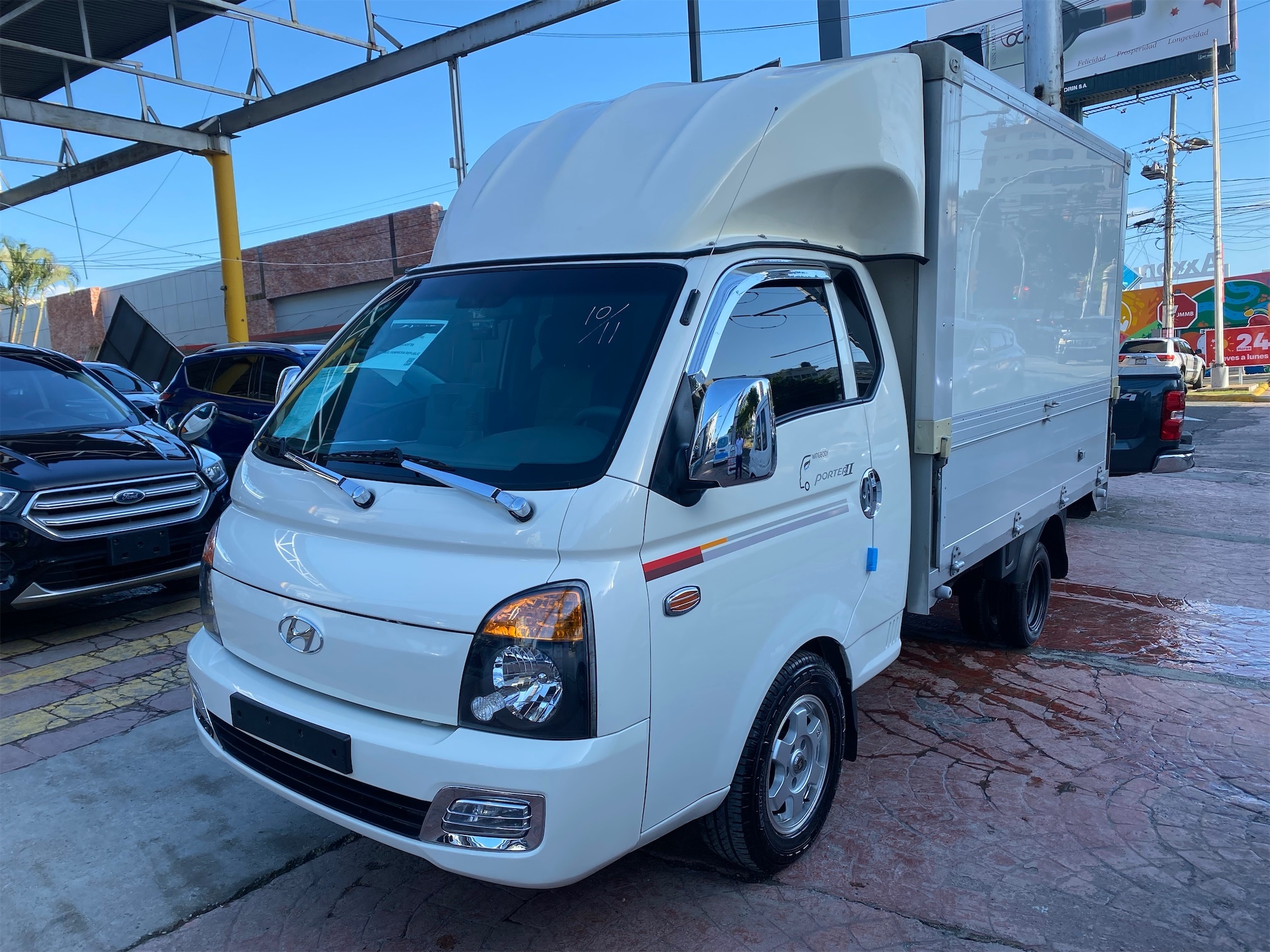 camiones y vehiculos pesados - HYUNDAI PORTER II 2017