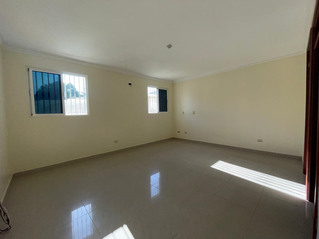 apartamentos - Apartamento en Alquiler 225 Mts2 en La Rosaleda  7
