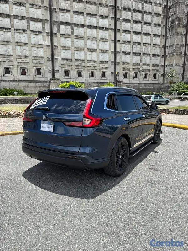 jeepetas y camionetas - Honda CR-V LX año 2025 8
