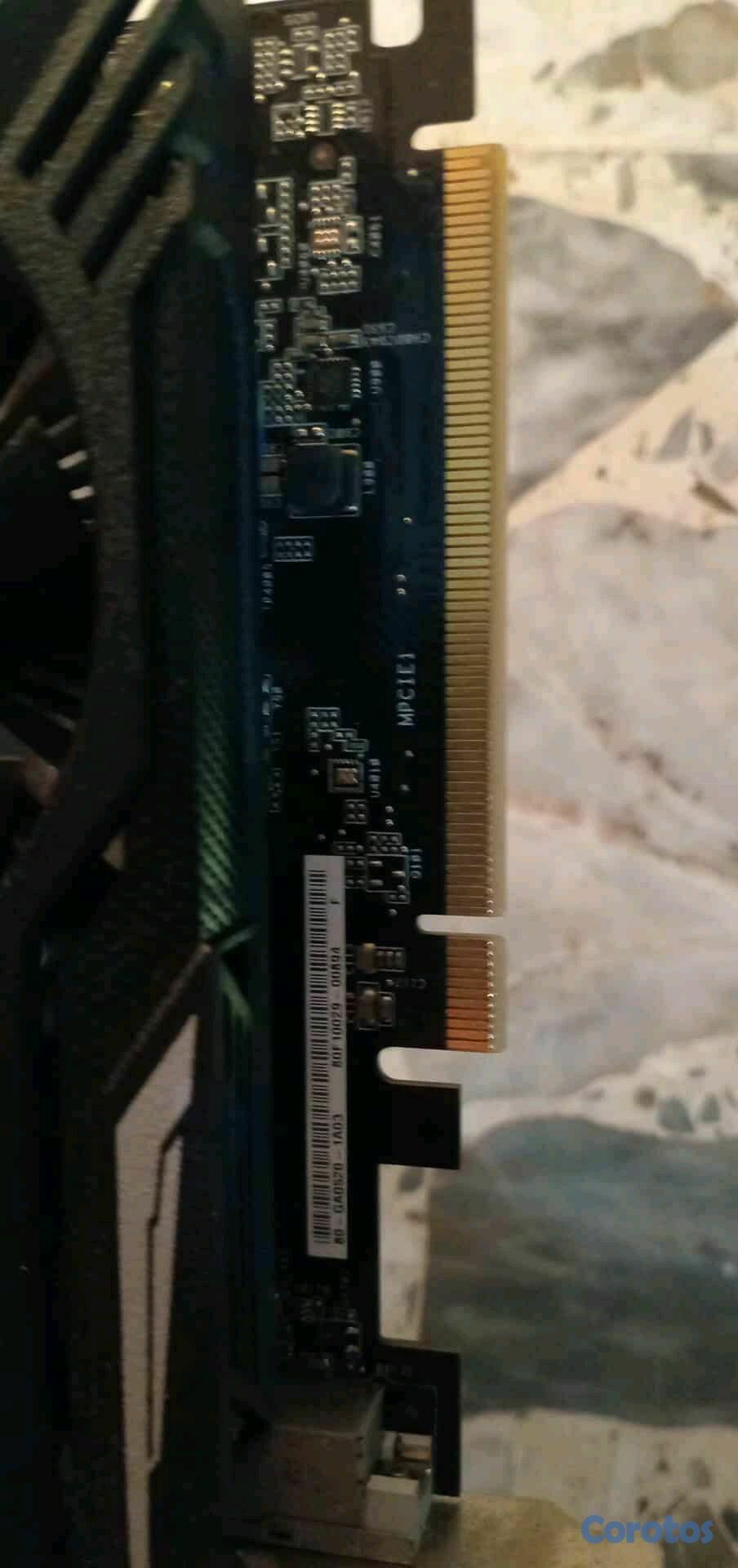 computadoras y laptops - AMD Radeon Phantom Gaming Rx 550 2gb 2