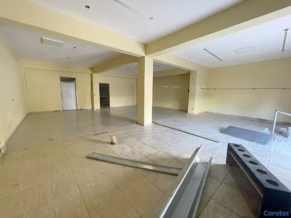 oficinas y locales comerciales - Alquiler local primer nivel  5