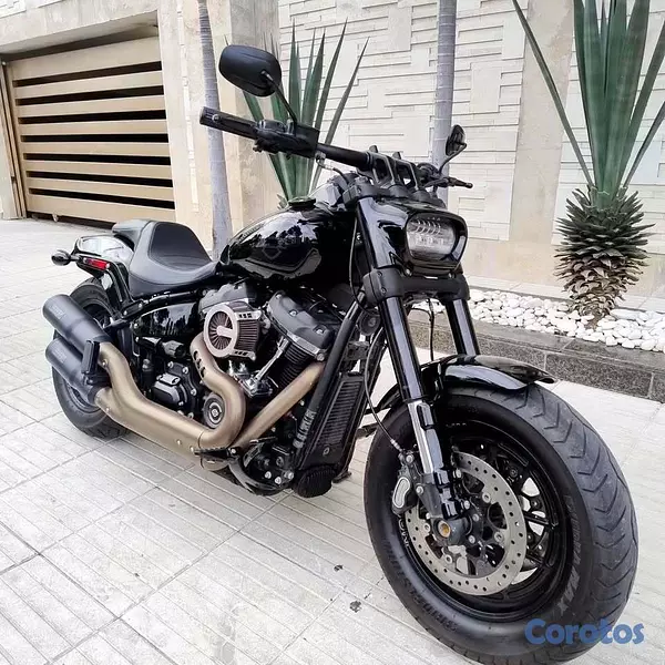 motores y pasolas - 2018 Harley-Davidson Fat Bob 5