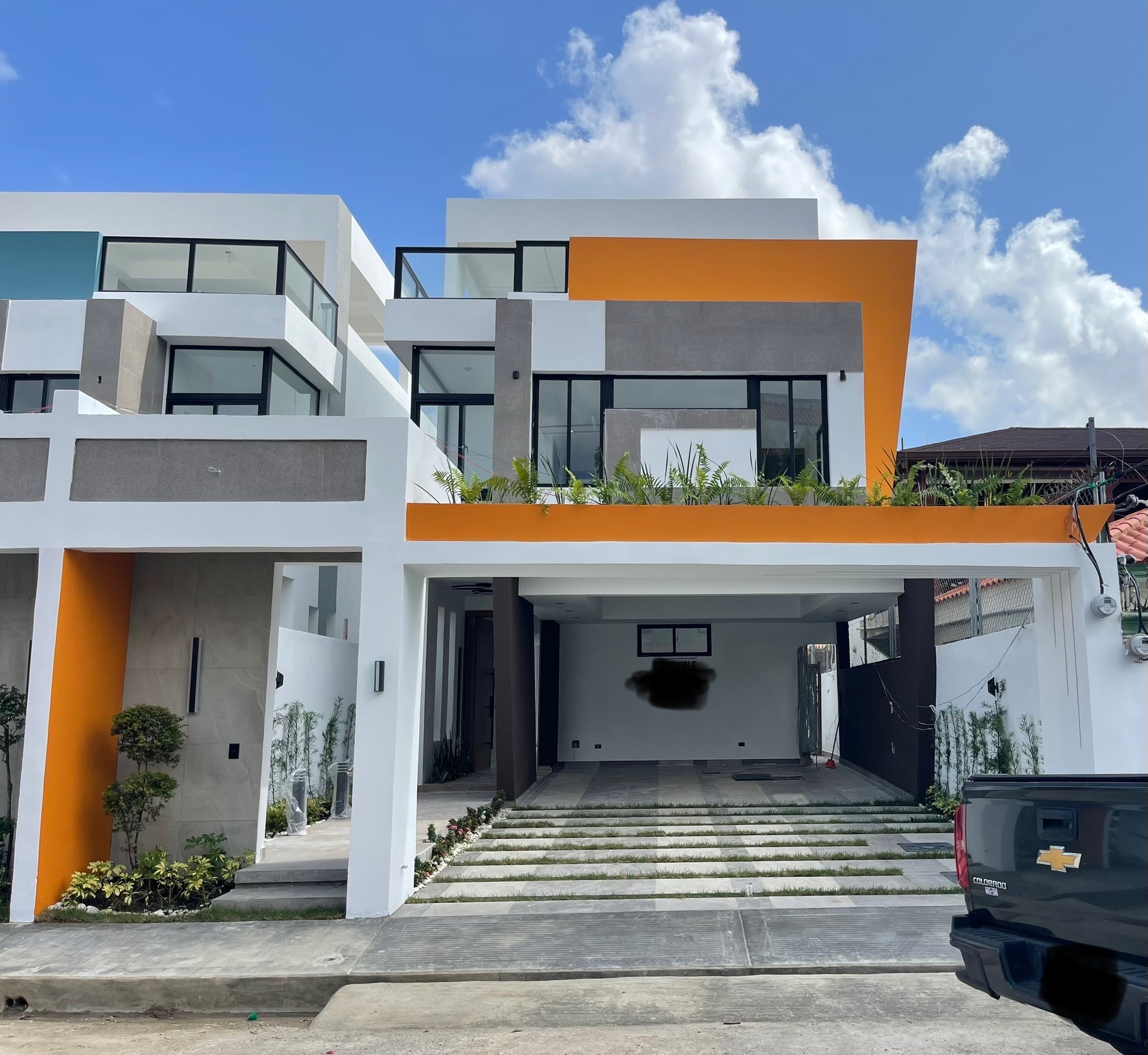 casas - Vendo Casa en la Autopista de San Isidro, Prado Oriental, Santo Domingo Este  1