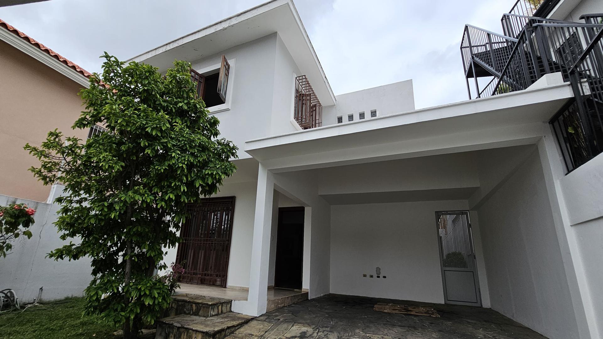 casas - VENTA DE CASA EN LA CASTELLANA