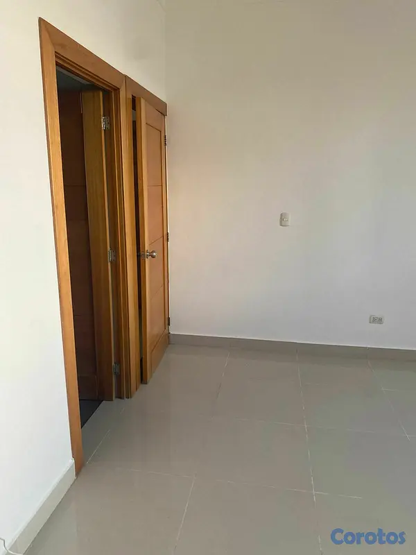 apartamentos - APARTAMENTO EN VENTA – 3 HABITACIONES NACO 9