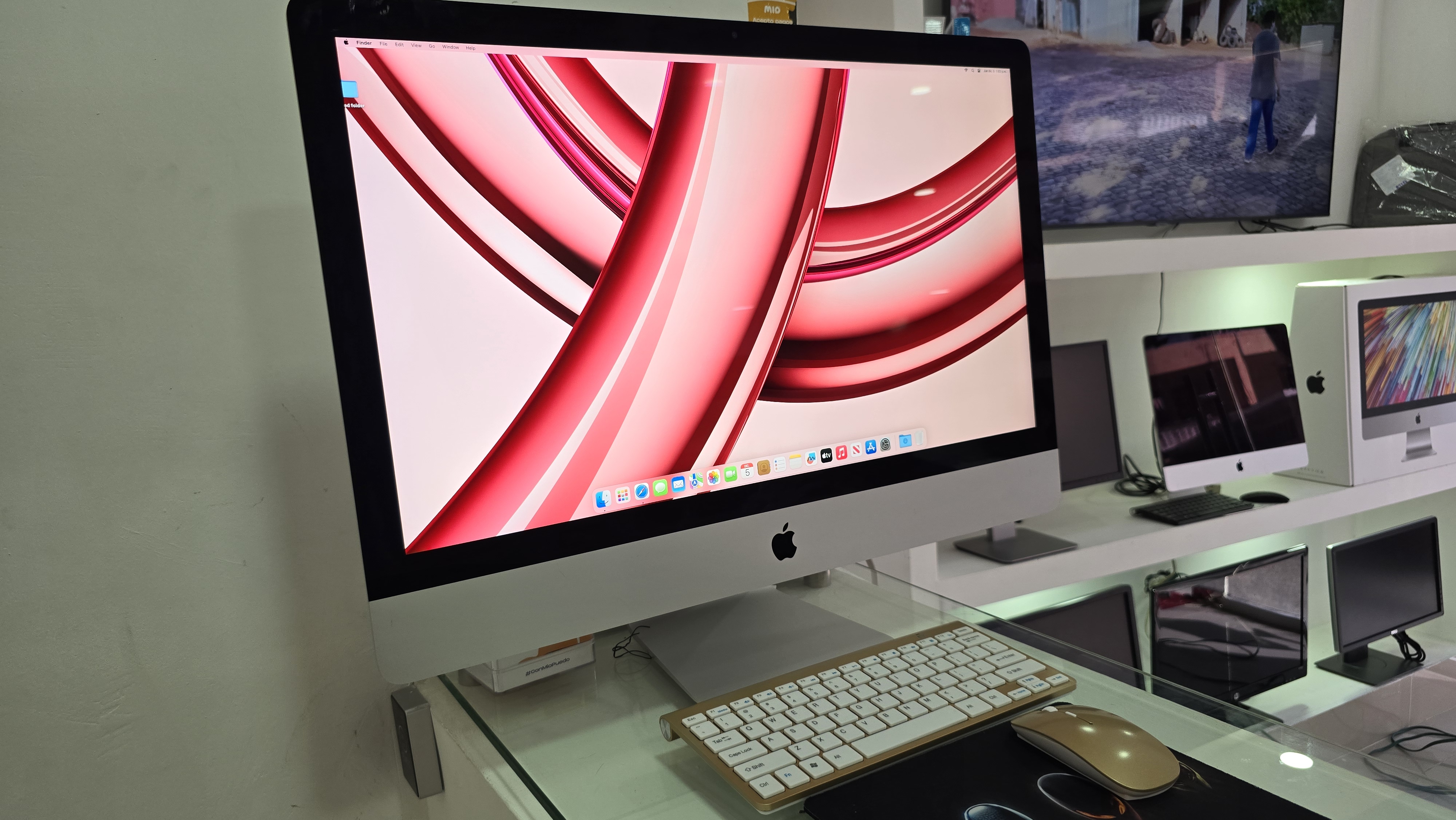 computadoras y laptops - imac 5k 27 Pulg Core i7 4.2ghz Ram 16gb ddr4 Disco 512gb Radeon 580 8gb año 2017