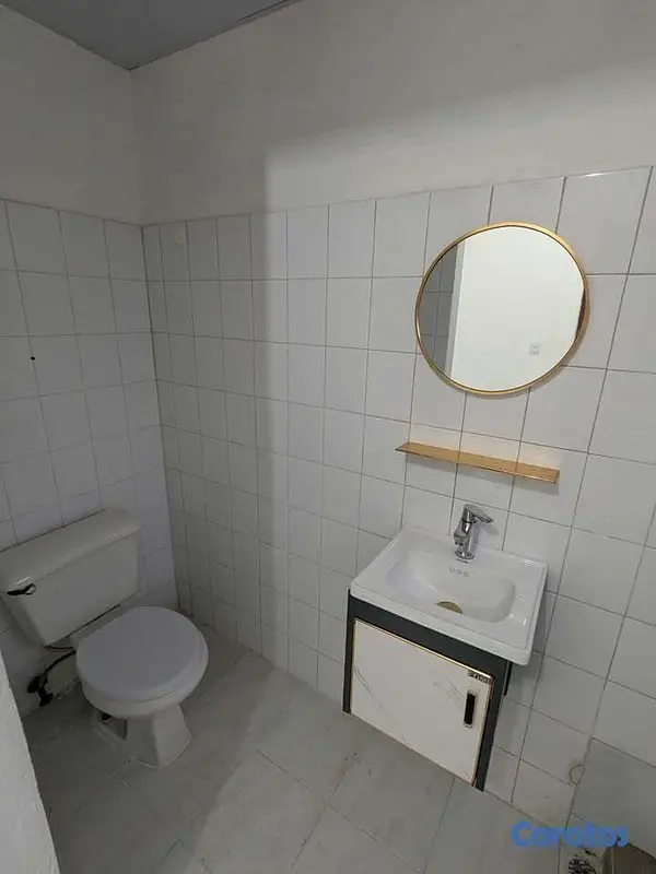 otros inmuebles - habitacion independiente con baño Jose Contreras I 4