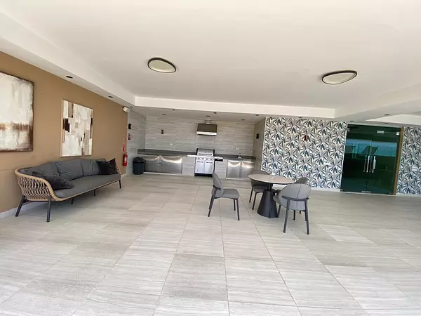 apartamentos - Alquiler Amueblado Moderna Torre de Bella Vista  4