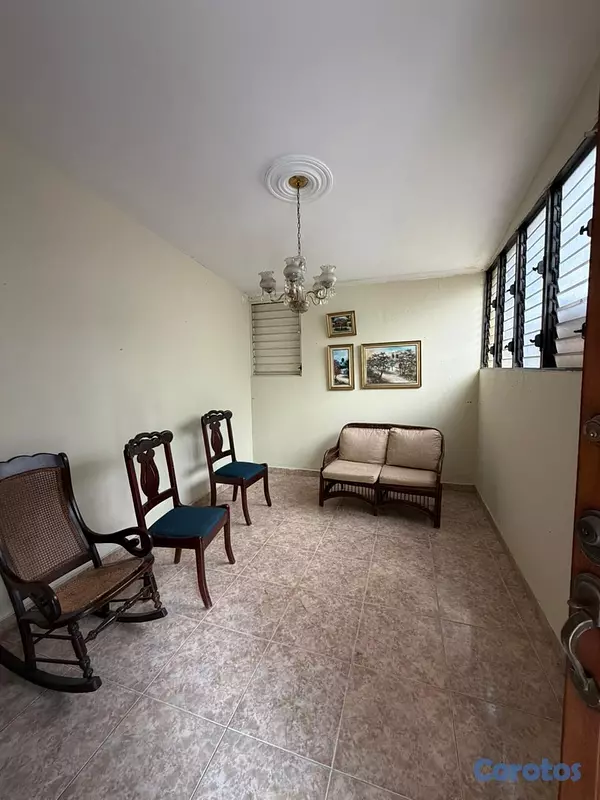 oficinas y locales comerciales - Casa en Jardines Metropolitanos ideal para negocio 18