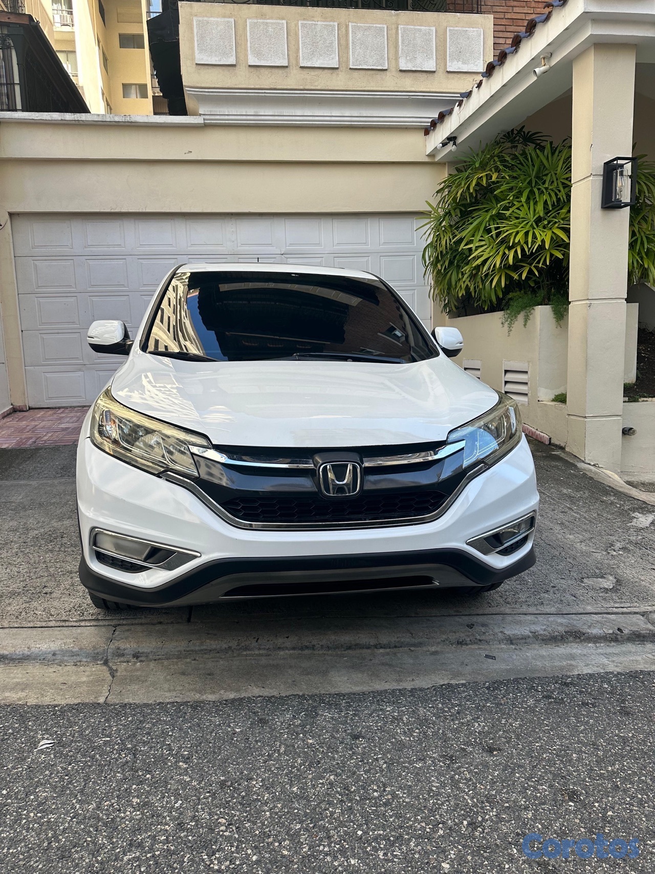 jeepetas y camionetas - Honda CR-V EX 4x2 2015 – Excelente estado 🚙✨
829-795-4837 9