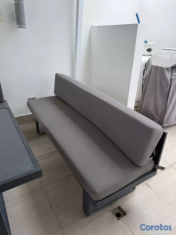 muebles y colchones - Juego mesa y 2 bancos  5