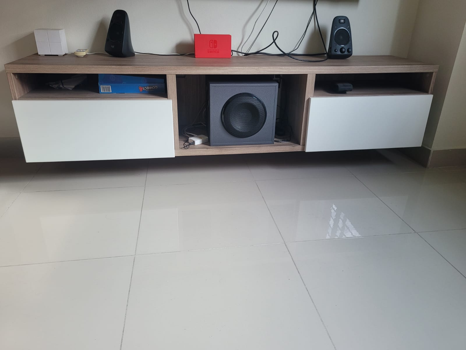 muebles y colchones - 📺 MESA DE TV FLOTANTE IKEA 0