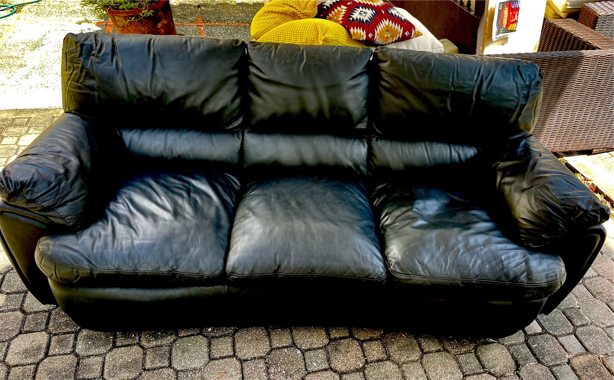 muebles y colchones - Sofa de 3 de piel Negro