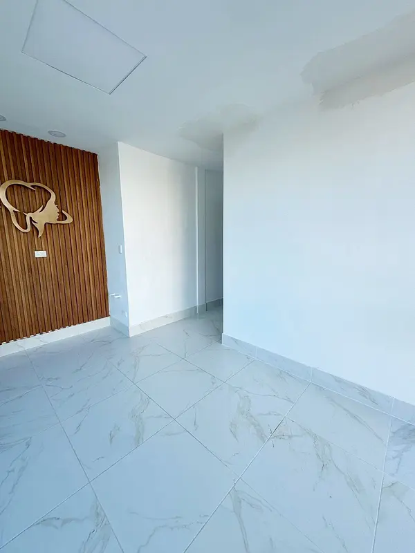 oficinas y locales comerciales - Local céntrico en Piantini  10