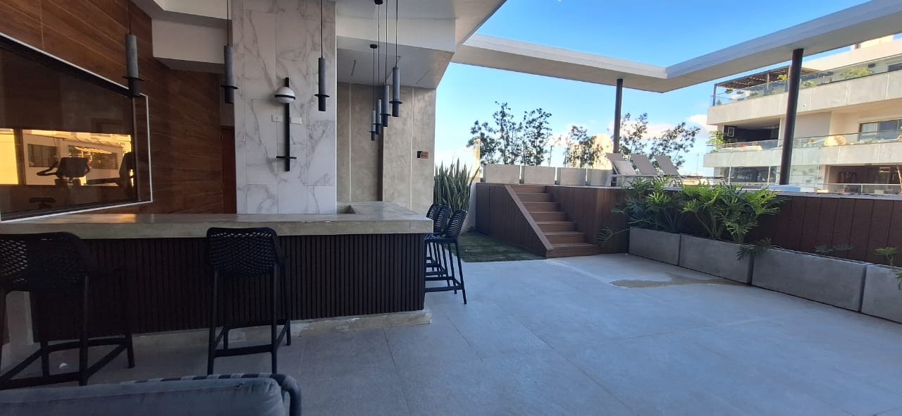 apartamentos - Alquilo un Apartamento con línea blanca de 2 Hab, en el Naco. 9no piso 
$1,800us 2