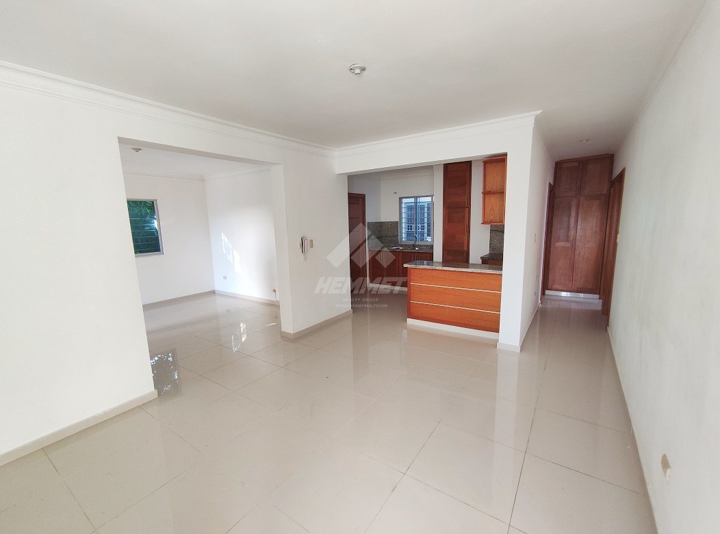 apartamentos - 3ER NIVEL LOS LAURELES SANTIAGO  9