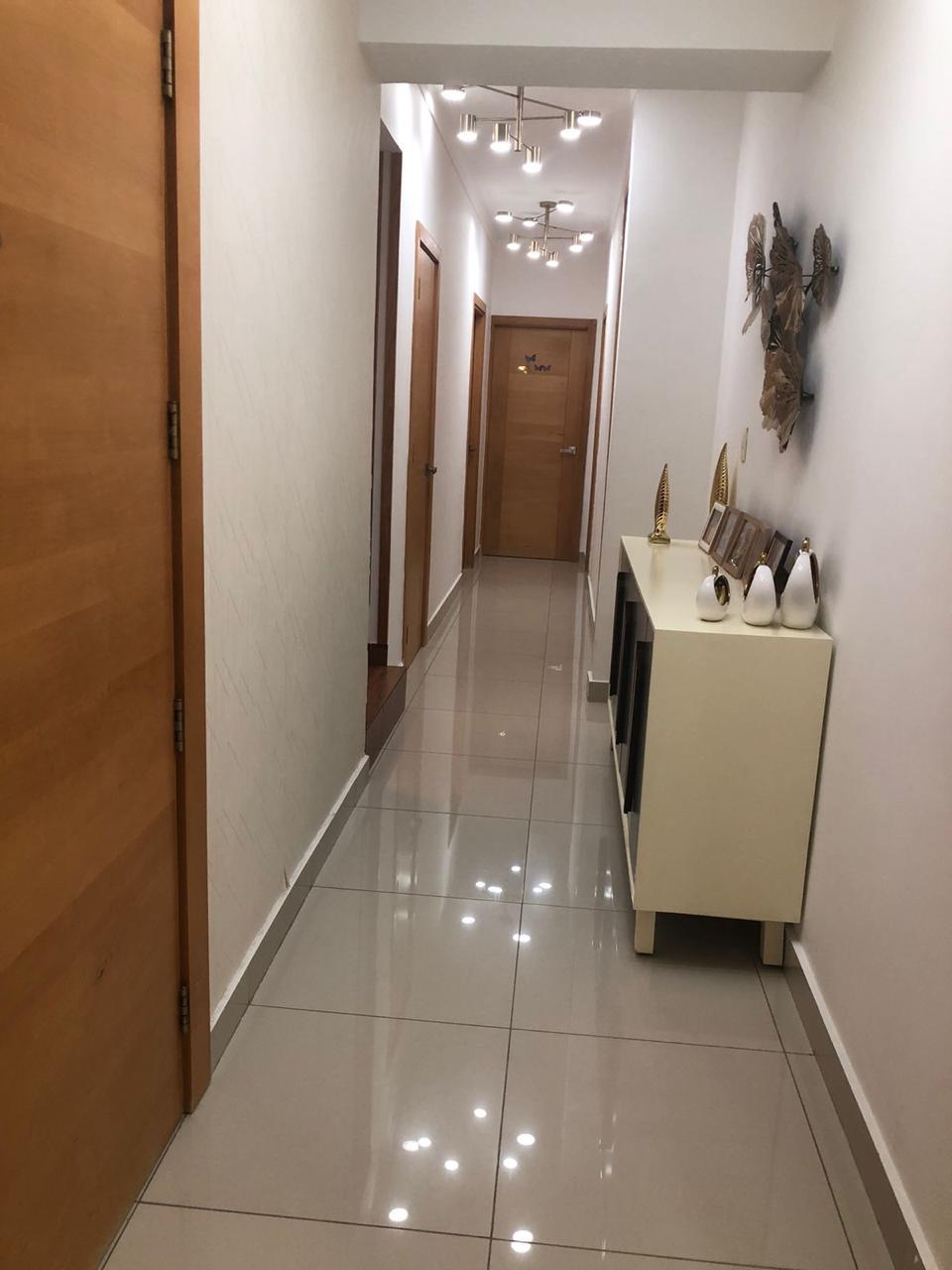 apartamentos - Penthouse en naco de 300 Mts, piso 9 y 10.    6