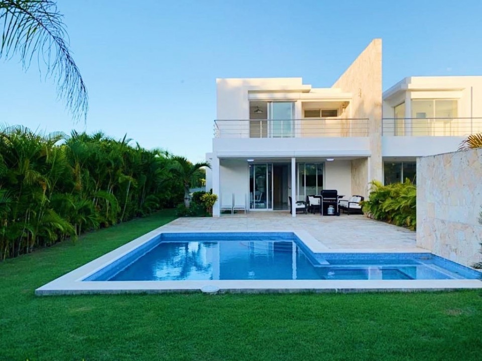 casas - Hermosa Casa en Playa Nueva Romana