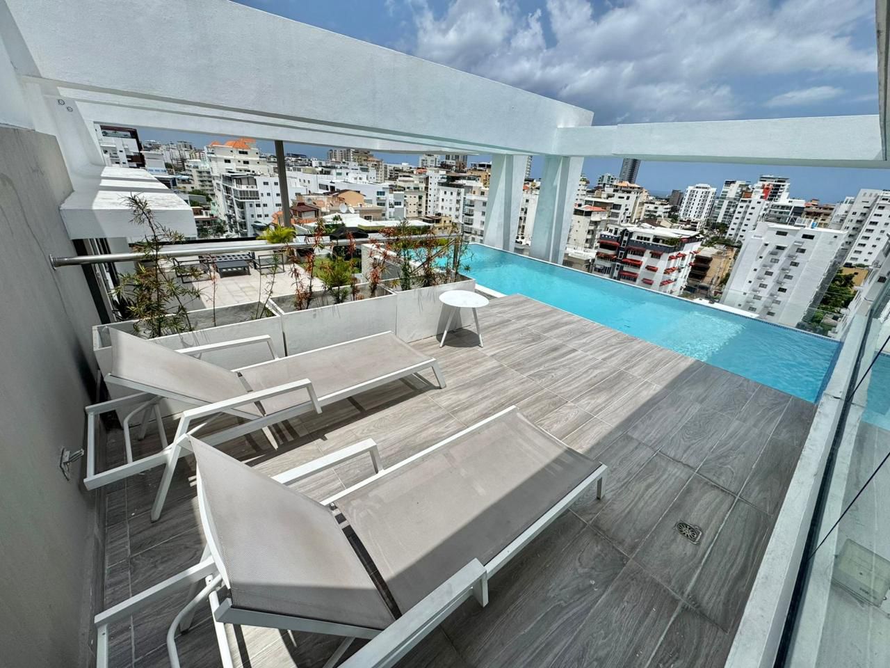 apartamentos - Apartamento  Alquiler Amueblado Bella Vista Norte  3