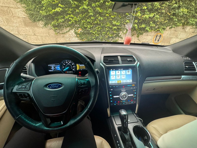 jeepetas y camionetas - Ford Explorer 2017 panorámica  1