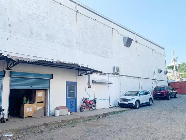 oficinas y locales comerciales - Propiedad en herrera en venta  8
