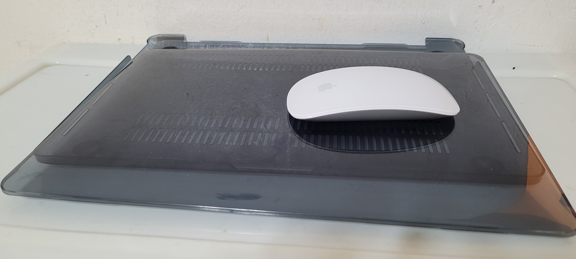computadoras y laptops - Magic mause 2 y Cover de macbook pro 1