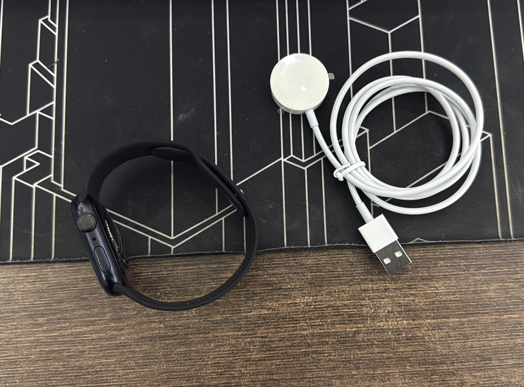 accesorios para electronica - Apple Watch Series 9 45mm Como Nuevo RD$ 18,500 NE 3