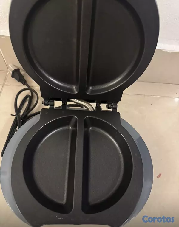 electrodomesticos - Vendo tostadora y hacedora de omelet  6