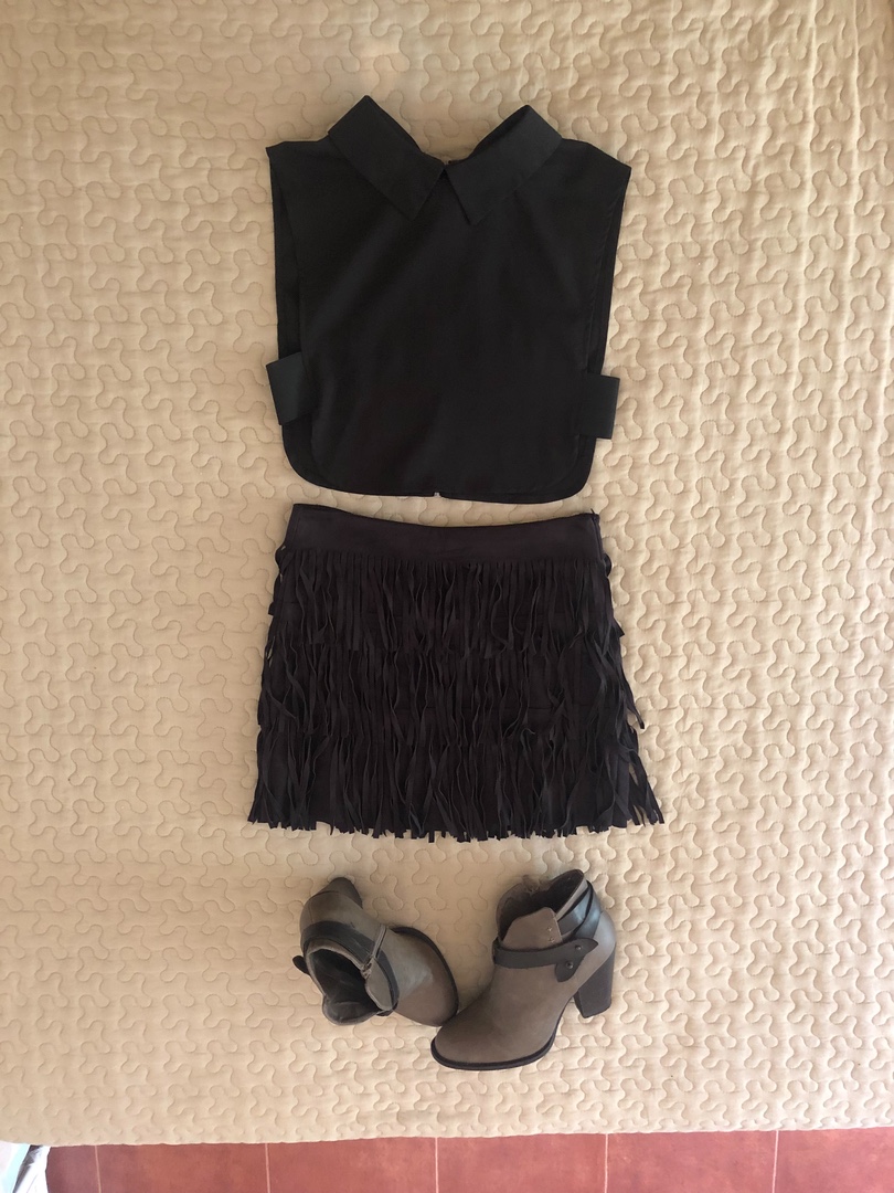 ropa para mujer - Crop Top y Minifalda Negra 