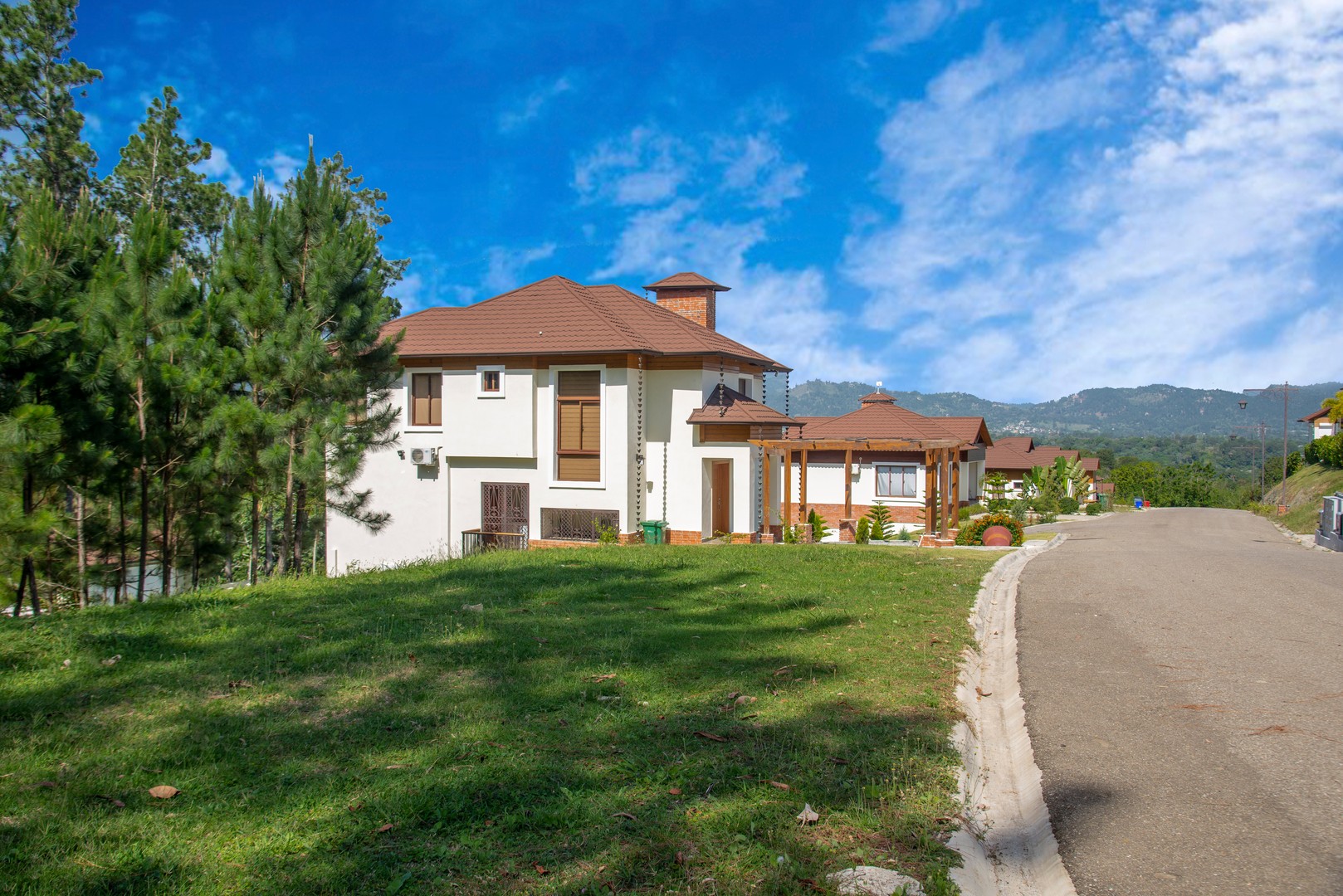 casas vacacionales y villas - Villa en Vista del Campo Jarabacoa