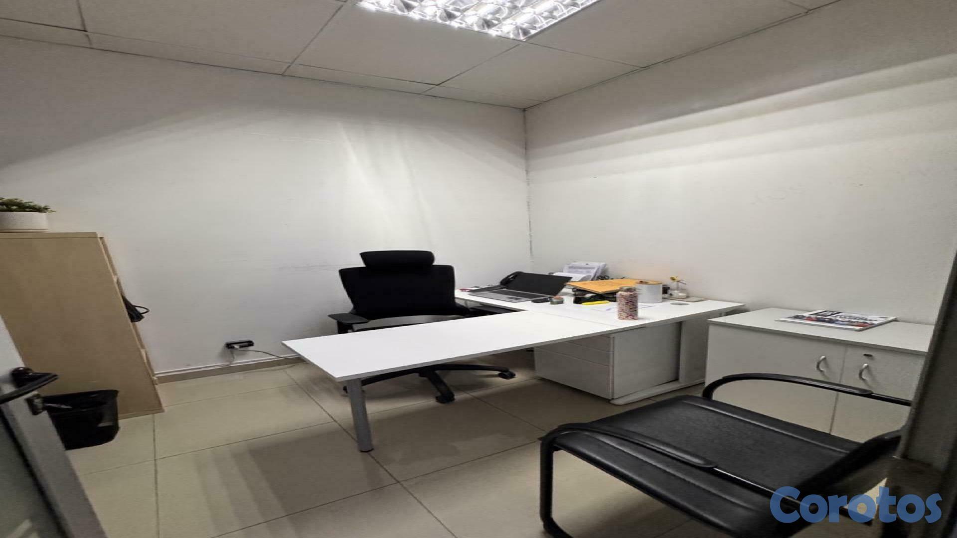 oficinas y locales comerciales - Oficina alquiler Unicentro Piantini Santo Domingo 5