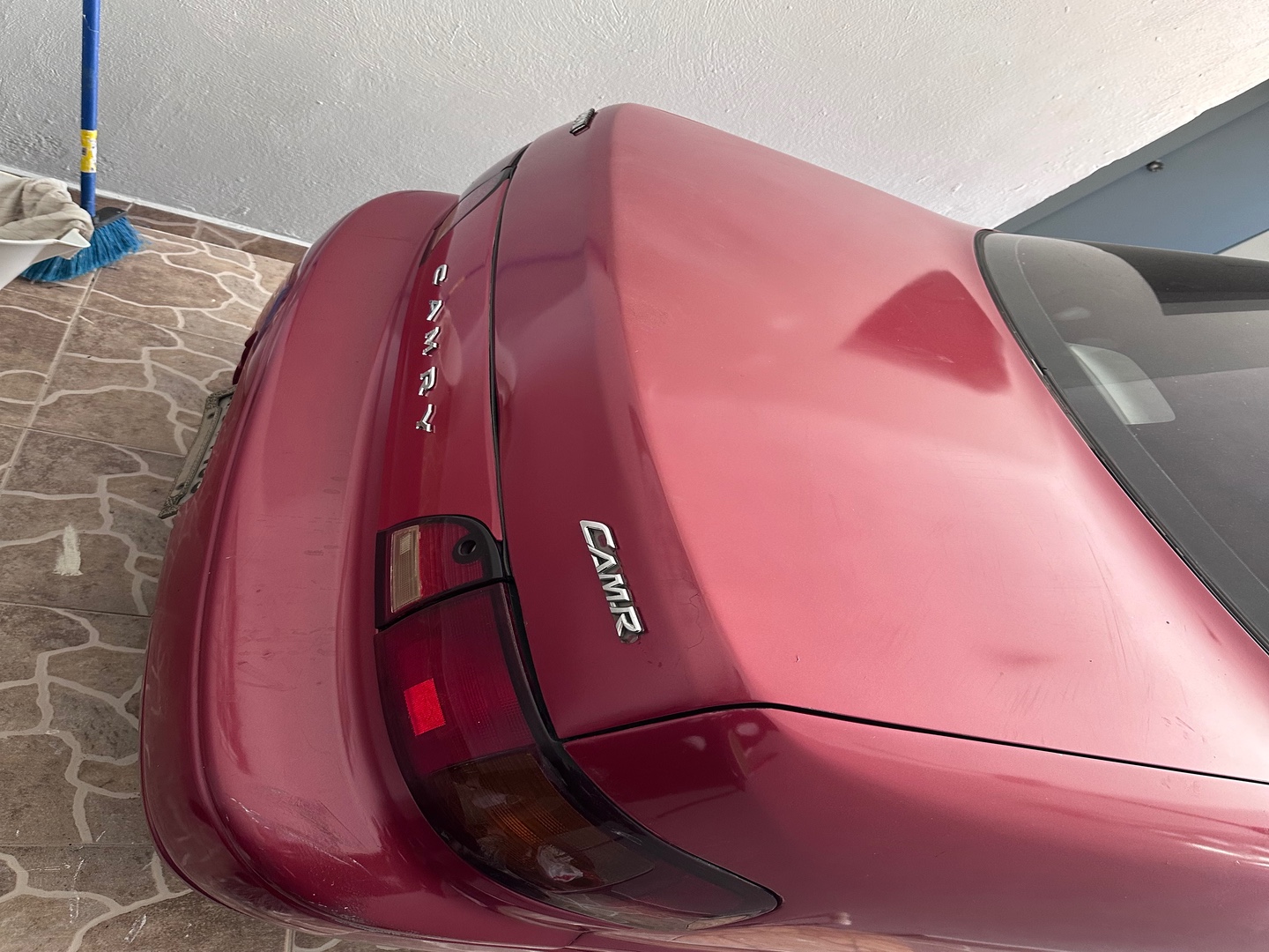 carros - Carro Toyota Camry 1991 rojo 4