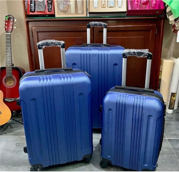 carteras y maletas - Set maletas Nuevas - AL POR MAYOR Y AL DETALLE