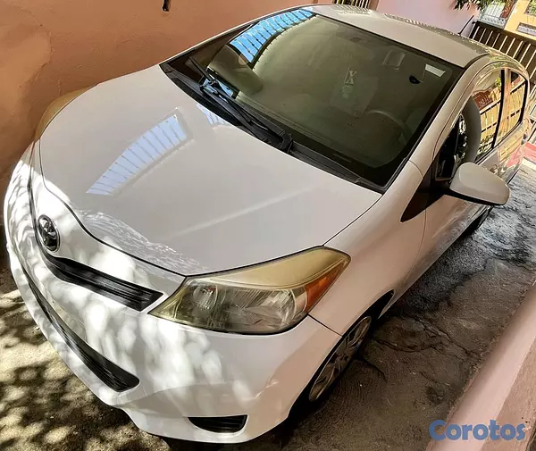 carros - Toyota yaris 2012 6