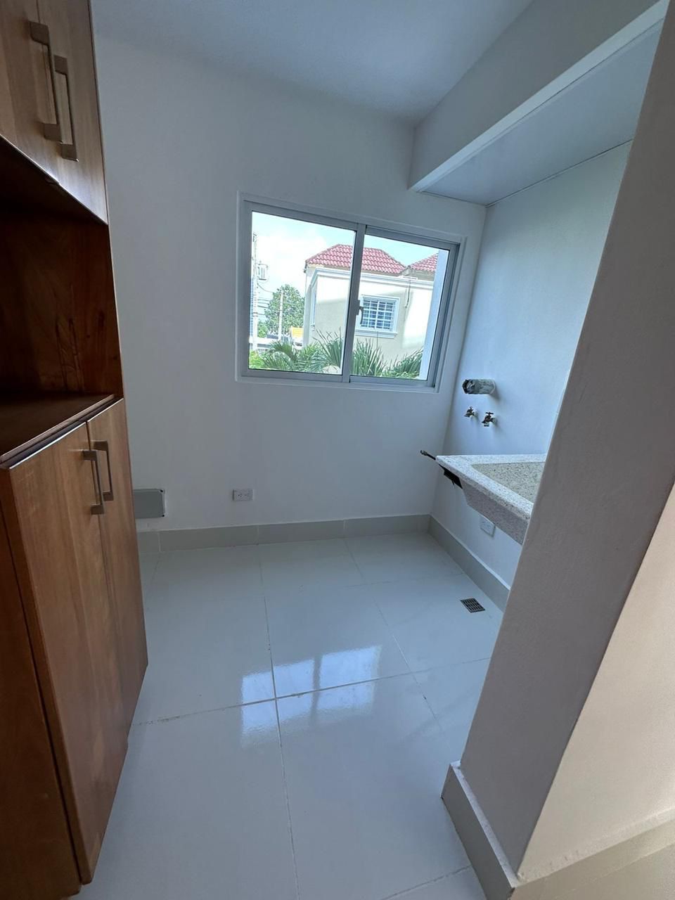 apartamentos - Apartamento 3er Nivel en Cerro Alto 1