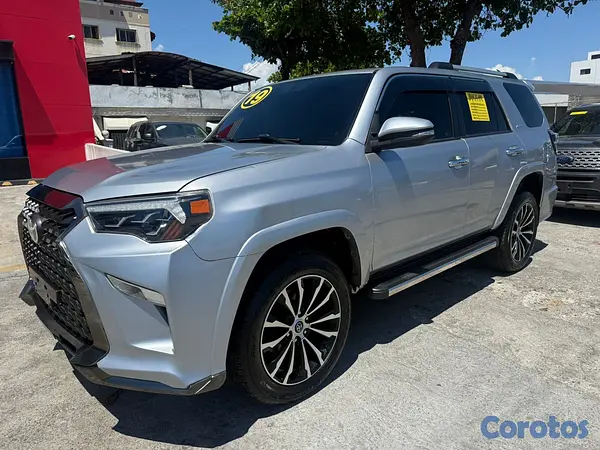 jeepetas y camionetas -  Toyota 4 Runner Limited 2019 1