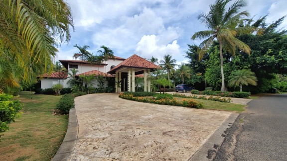 Villa en venta , Casa de Campo Romana.