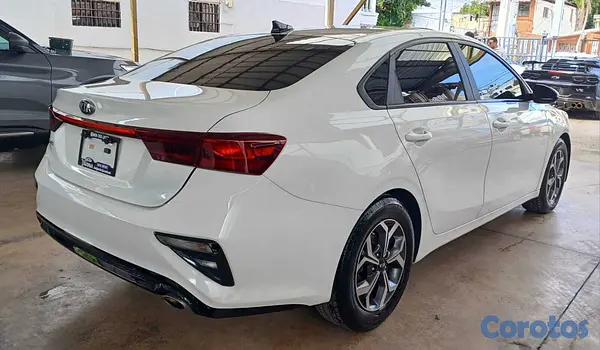 carros - KIA FORTE FE 2021 4