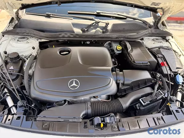 jeepetas y camionetas - Mercedes Benz GLA250 4Matic 2018 5