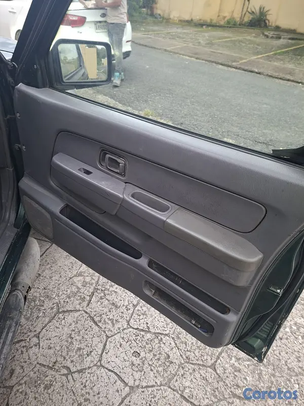 jeepetas y camionetas - NISSAN FRONTIER 2004 DIESEL 8