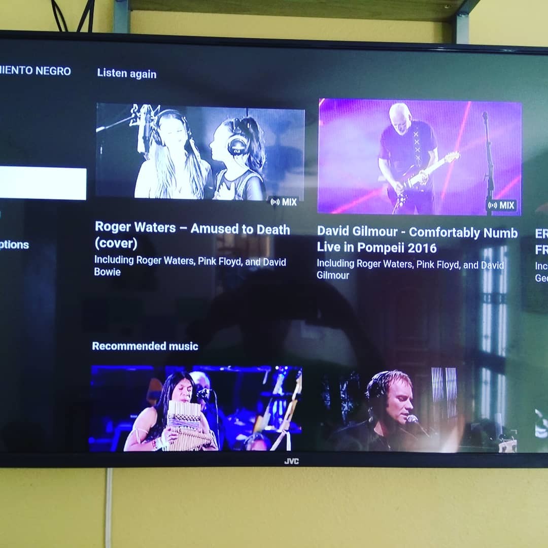 tv - Televisor JVC de 44 pulgadas. 